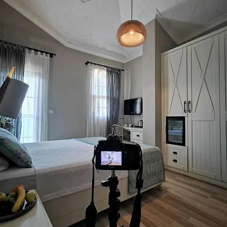 Kleopatra ホテル シダ