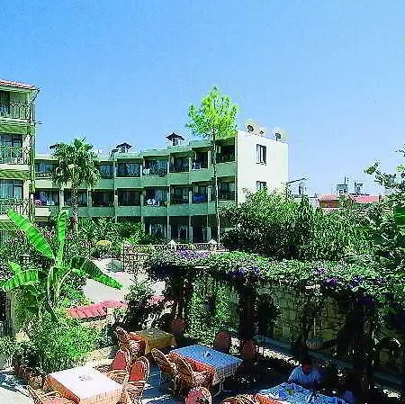 克娄巴特拉海滩塞德酒店 3*